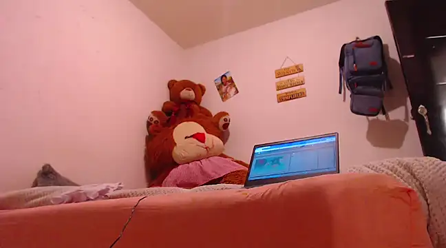 JossCollinss online show from December 2024 09:15:01 PM
