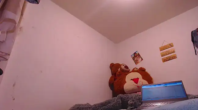 JossCollinss online show from December 2024 04:44:02 AM
