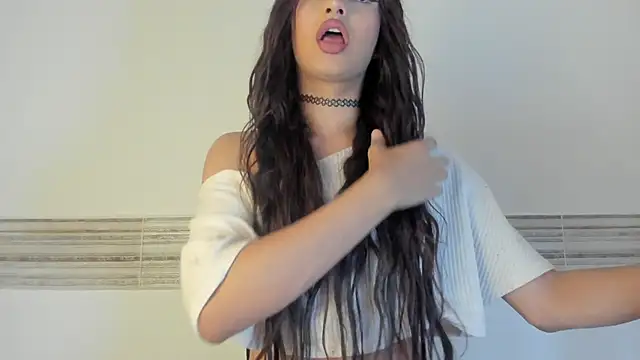 Sophia Cambpell online show from September 2025 09:29:02 PM