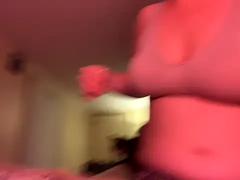 Snapshot of KatieBARBiE98 chatting on November 2025 10:04:02 PM KatieBARBiE98 online show from November 2025 10:04:02 PM