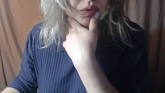 Snapshot of 1BECHA1 chatting on February 2025 04:17:02 PM 1BECHA1 online show from February 2025 04:17:02 PM