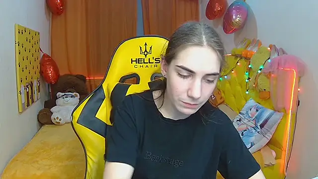 NikaStark  online show from March 2025 07:34:02 PM