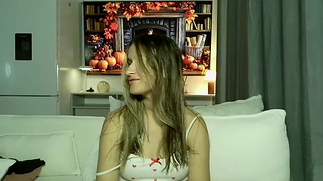 Snapshot of Submissive_love chatting on October 2025 11:00:02 PM Submissive love online show from October 2025 11:00:02 PM