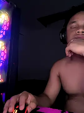 Snapshot of Ferneyv23 chatting on November 2025 09:53:02 AM Ferneyv23 online show from November 2025 09:53:02 AM