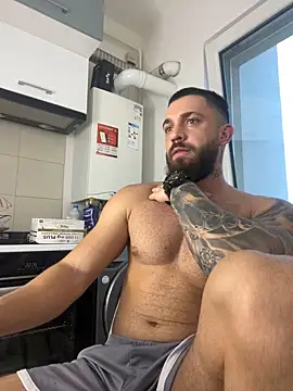 Snapshot of LoveIsBlind_ chatting on October 2025 02:47:02 PM LoveIsBlind online show from October 2025 02:47:02 PM