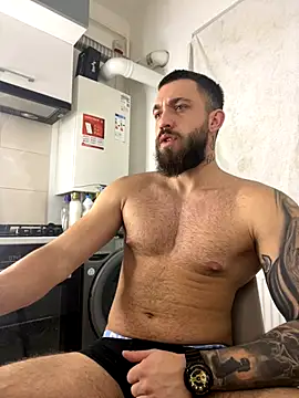 Snapshot of LoveIsBlind_ chatting on October 2025 04:45:02 AM LoveIsBlind online show from October 2025 04:45:02 AM