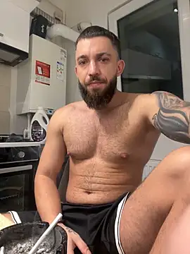 Snapshot of LoveIsBlind_ chatting on October 2025 02:45:01 AM LoveIsBlind online show from October 2025 02:45:01 AM