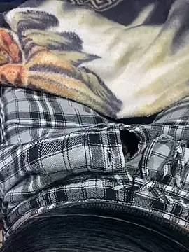 josle24 online show from December 2024 04:53:01 AM