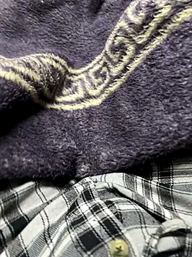 josle24 online show from November 2025 07:01:01 AM