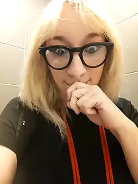 Snapshot of Giuliana_baby chatting on January 2025 11:26:02 AM Giuliana baby online show from January 2025 11:26:02 AM