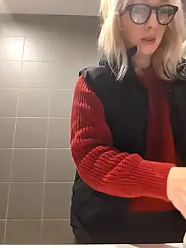 Snapshot of Giuliana_baby chatting on February 2025 09:43:02 AM Giuliana baby online show from February 2025 09:43:02 AM