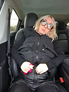 Snapshot of Giuliana_baby chatting on March 2025 03:56:01 PM Giuliana baby online show from March 2025 03:56:01 PM