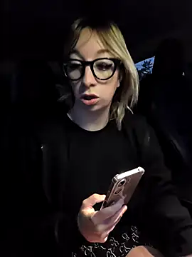 Snapshot of Giuliana_baby chatting on September 2025 05:32:01 AM Giuliana baby online show from September 2025 05:32:01 AM