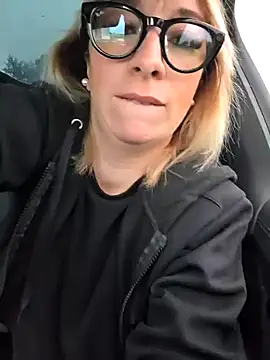 Snapshot of Giuliana_baby chatting on September 2025 06:50:02 AM Giuliana baby online show from September 2025 06:50:02 AM