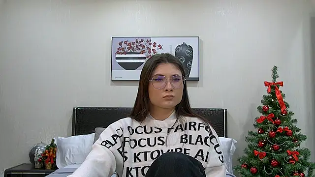 MonicaThompson online show from December 2024 03:29:02 AM