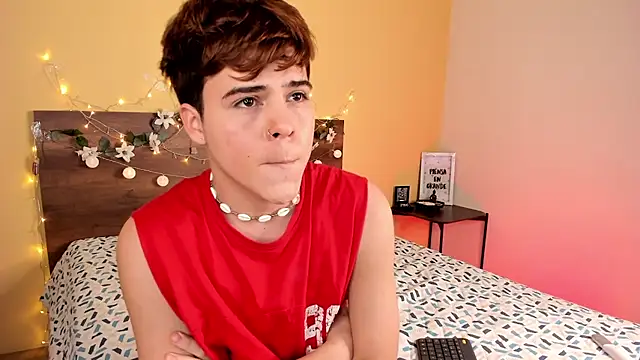 justinbiler online show from December 2024 02:01:01 PM