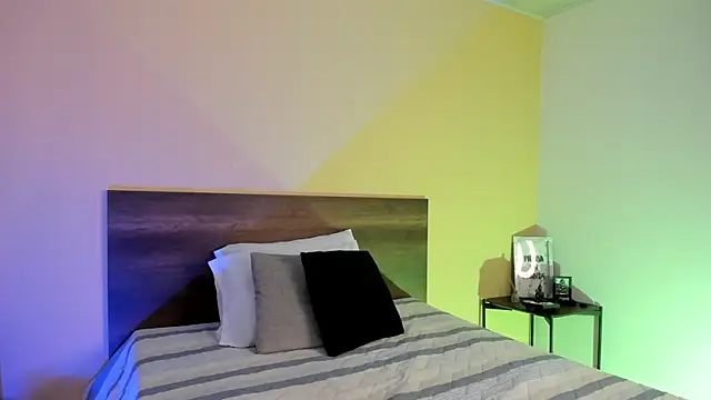 justinbiler online show from February 2025 12:34:01 PM