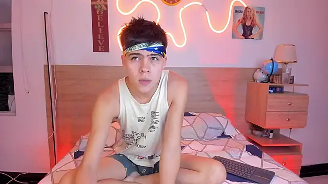 justinbiler online show from October 2025 12:39:02 PM