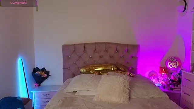 miaa saenz1 online show from October 2025 05:04:02 AM