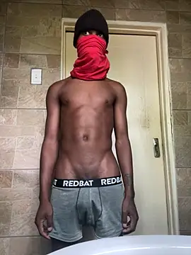 Snapshot of Thickdaddy3 chatting on November 2025 06:34:02 AM Thickdaddy3 online show from November 2025 06:34:02 AM