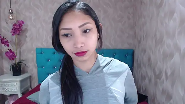 MadelineDoll online show from January 2025 12:38:01 PM