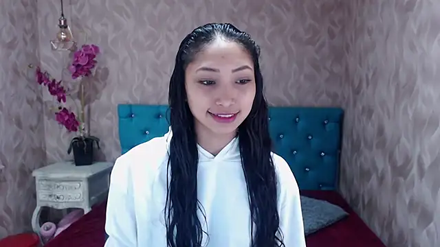 MadelineDoll online show from February 2025 12:59:02 PM