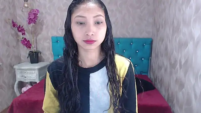 MadelineDoll online show from March 2025 01:38:02 PM
