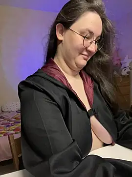 Snapshot of hungry1bunny chatting on February 2025 05:22:01 PM hungry1bunny online show from February 2025 05:22:01 PM