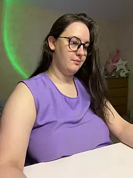 Snapshot of hungry1bunny chatting on February 2025 05:29:02 PM hungry1bunny online show from February 2025 05:29:02 PM