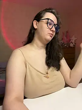 Snapshot of hungry1bunny chatting on March 2025 04:35:01 PM hungry1bunny online show from March 2025 04:35:01 PM