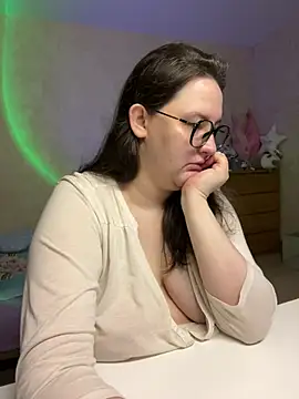 Snapshot of hungry1bunny chatting on March 2025 04:30:02 PM hungry1bunny online show from March 2025 04:30:02 PM