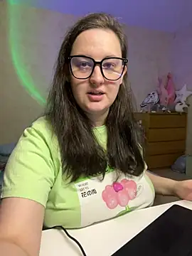 Snapshot of hungry1bunny chatting on March 2025 05:24:02 PM hungry1bunny online show from March 2025 05:24:02 PM