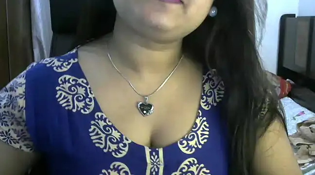 Snapshot of SweetGirlRani143 chatting on December 2024 10:01:02 PM SweetGirlRani143 online show from December 2024 10:01:02 PM