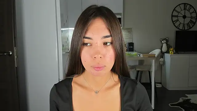 Snapshot of nilliluv chatting on October 2025 09:12:02 PM nilliluv online show from October 2025 09:12:02 PM