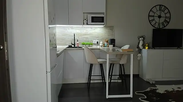 Snapshot of nilliluv chatting on October 2025 11:02:01 PM nilliluv online show from October 2025 11:02:01 PM