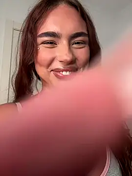 mint melissaaa online show from September 2025 08:00:02 PM