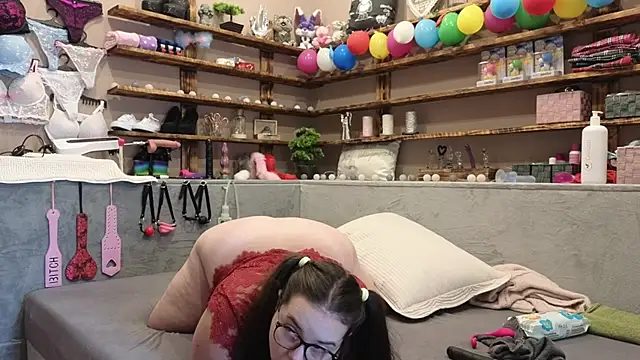 Kimberly-Caprice online show from February 2025 11:45:02 AM