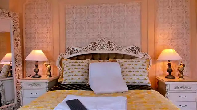 OrianaRodhes online show from January 2025 11:55:01 PM