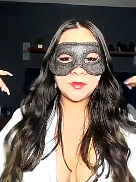 Snapshot of Ursa_sexy chatting on October 2025 06:23:02 AM Ursa sexy online show from October 2025 06:23:02 AM