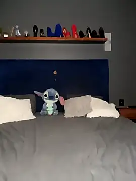 Snapshot of Ursa_sexy chatting on October 2025 06:14:01 AM Ursa sexy online show from October 2025 06:14:01 AM