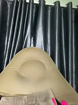 Ly Coca24 online show from January 2025 05:20:01 PM