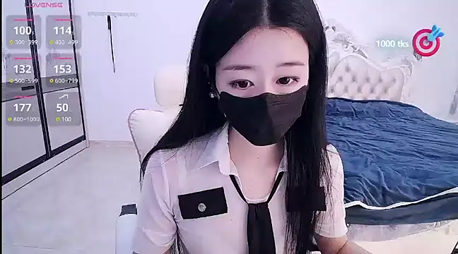 CN-xiaofei online show from February 2025 04:33:02 AM