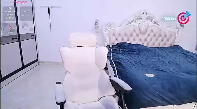 CN-xiaofei online show from February 2025 02:48:02 AM