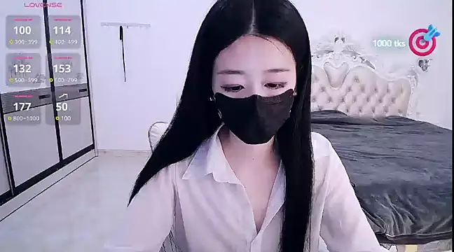 CN-xiaofei online show from March 2025 10:45:01 AM