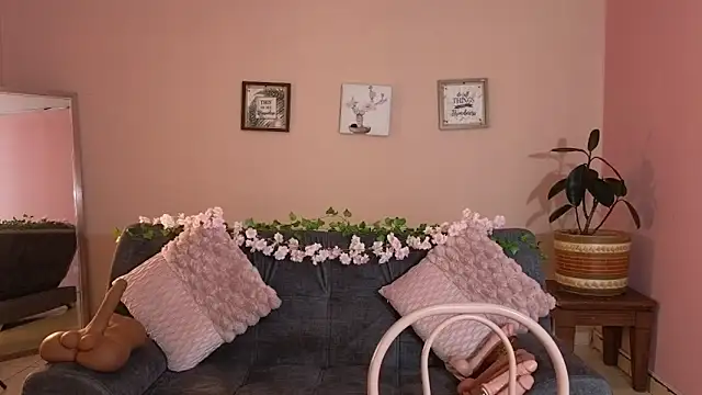 mei sweetcat online show from October 2025 12:25:02 PM