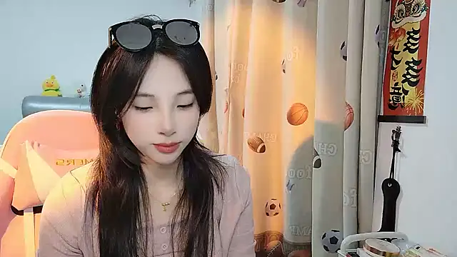 ooo   mimi online show from March 2025 11:50:01 AM
