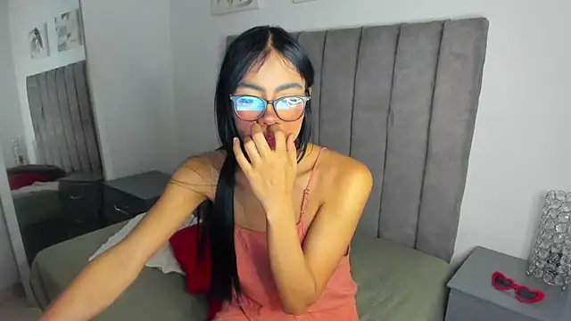 Snapshot of sarah__bigboobs chatting on February 2025 01:24:02 AM sarah  bigboobs online show from February 2025 01:24:02 AM