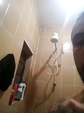 LUTUX online show from November 2025 12:24:01 AM