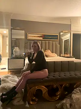 camdanz777 online show from October 2025 07:03:02 AM