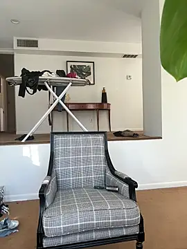 camdanz777 online show from October 2025 07:49:01 PM